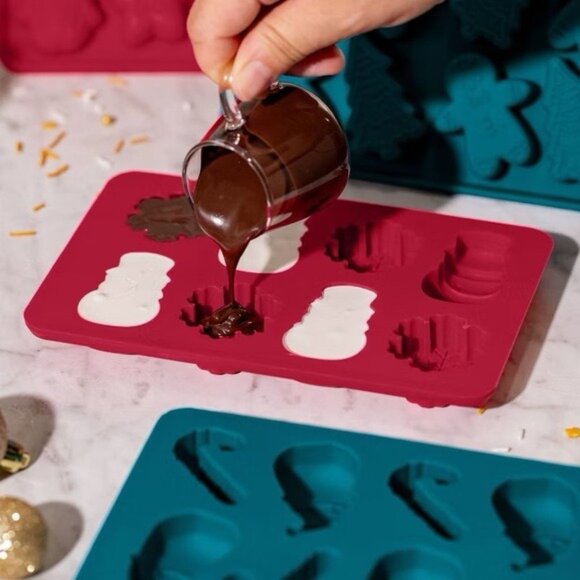 So Yummy by bella Silicone Candy Chocolate Christmas Mold Set, Snowman, Santa - Picture 2 of 5